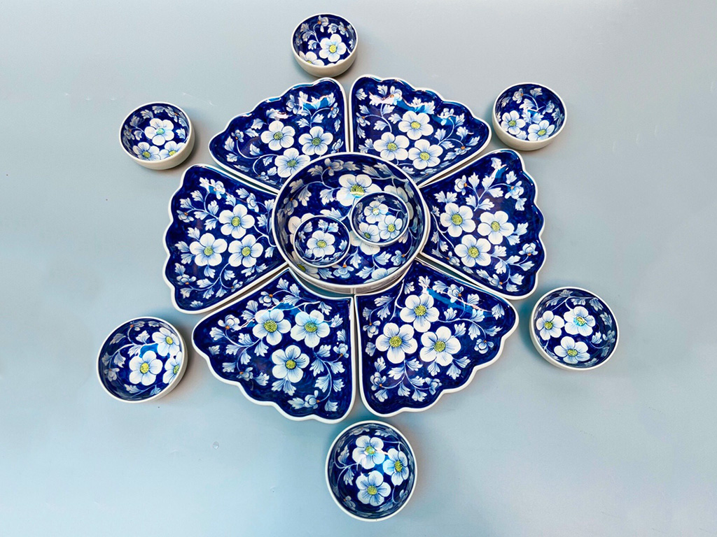 Set bát đĩa mâm cơm cúng hoa mặt trời vẽ hoa sao băng mai xanh