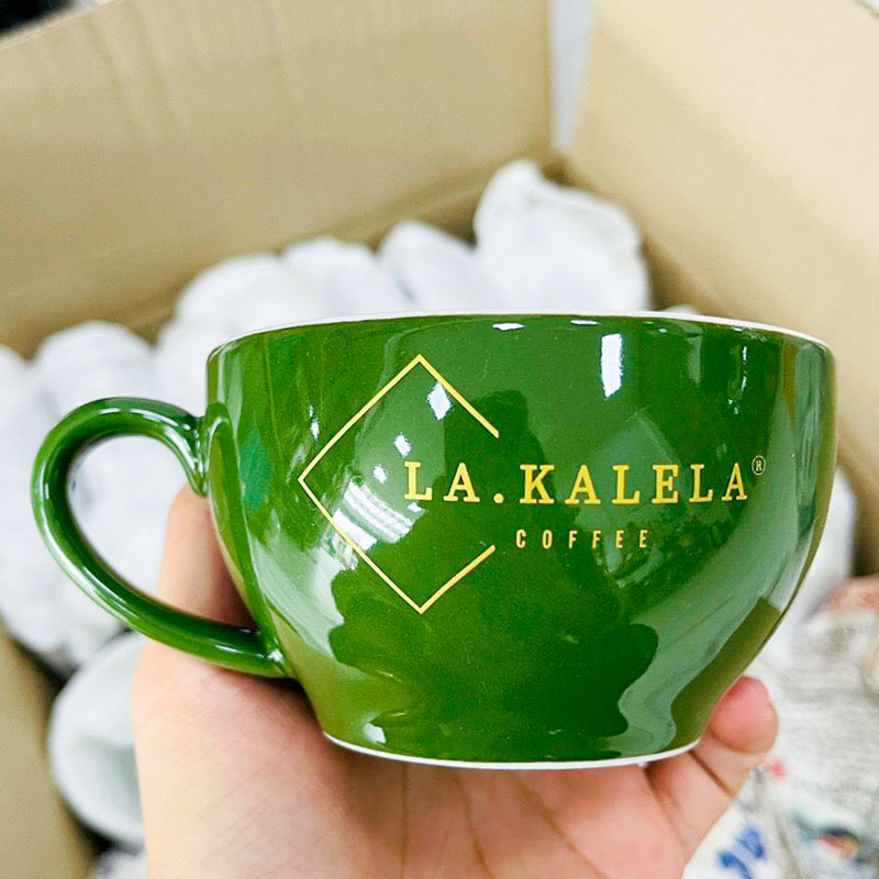 Giới thiệu Ly sứ xanh lá in logo La Kalbla